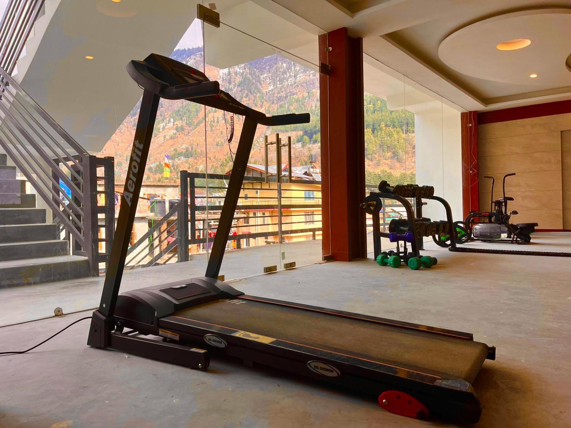 Vista Resort, Manali - ! Near Mall Road !! Hot & Cold Ac Rooms !! Best Selling !! Big Parking !! Luxury Collection !! Open Terrace !! Lift !! Playing Zone !! Property Of The Year ! エクステリア 写真